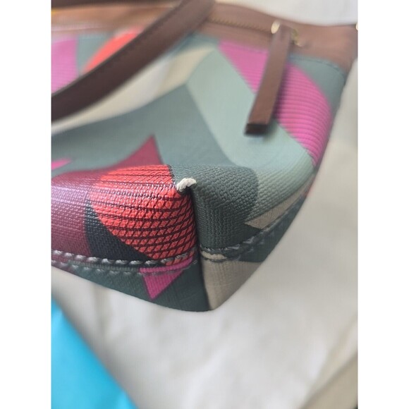 Fossil Leather & Vinyl Geometric Colorful Chevron KEY Crossbody Purse - Picture 7 of 7